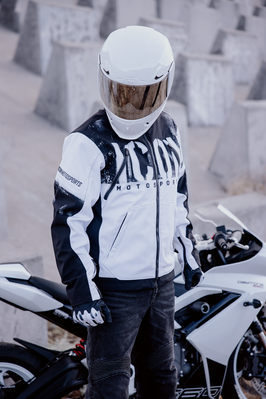 ICON Airframe Pro™ Helmet - Solid - Gloss White - Small 0101-19189