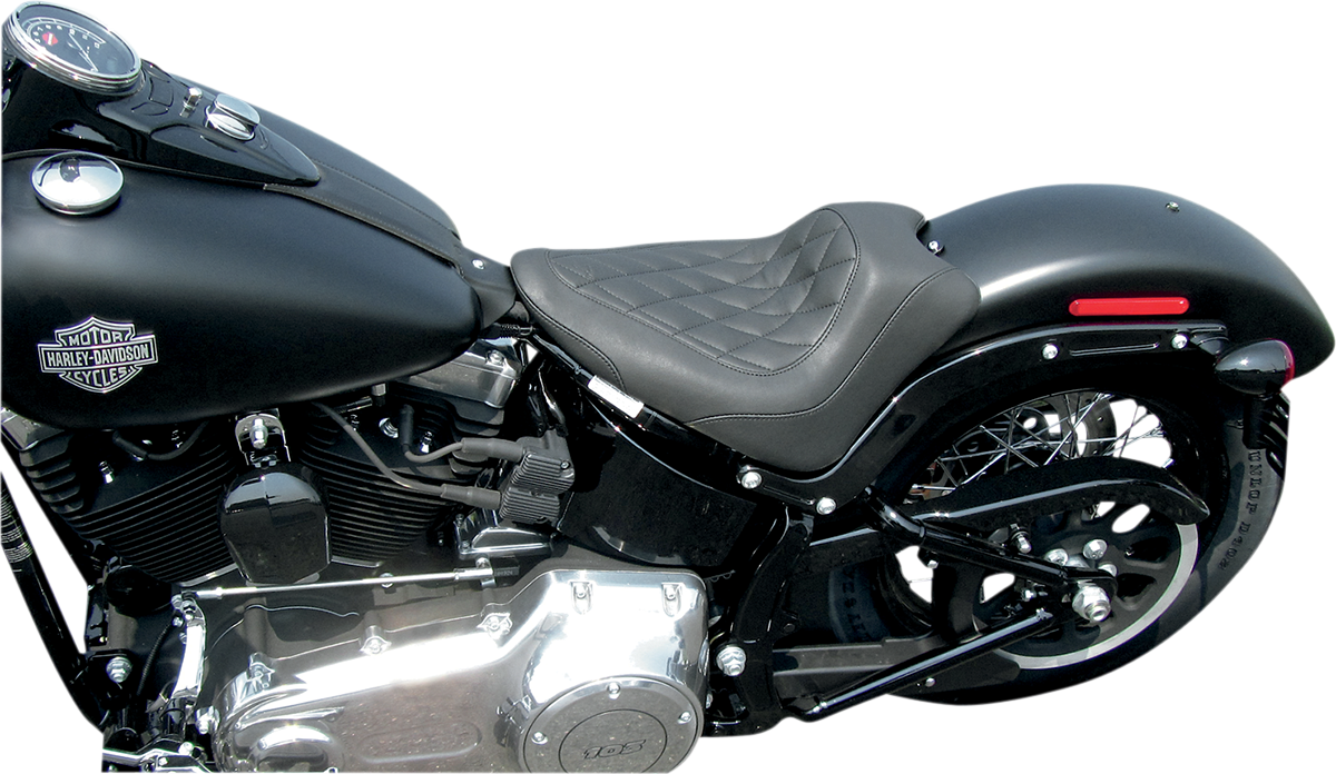 MUSTANG Seat - Wide Tripper™ Solo - without Backrest - Diamond - Black 76762