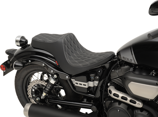 Z1R Predator III Seat - Black - Diamond - Silver Stitching - Bolt/V-Star 0810-2070