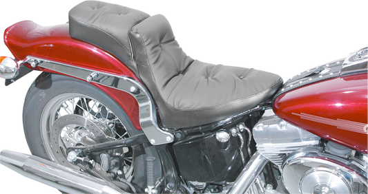 MUSTANG Regal Duke Seat - Softail '00-'05 75049