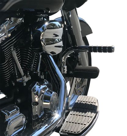 LINDBY Adjustable Footrest - Chrome - FLH '14-'26 280000