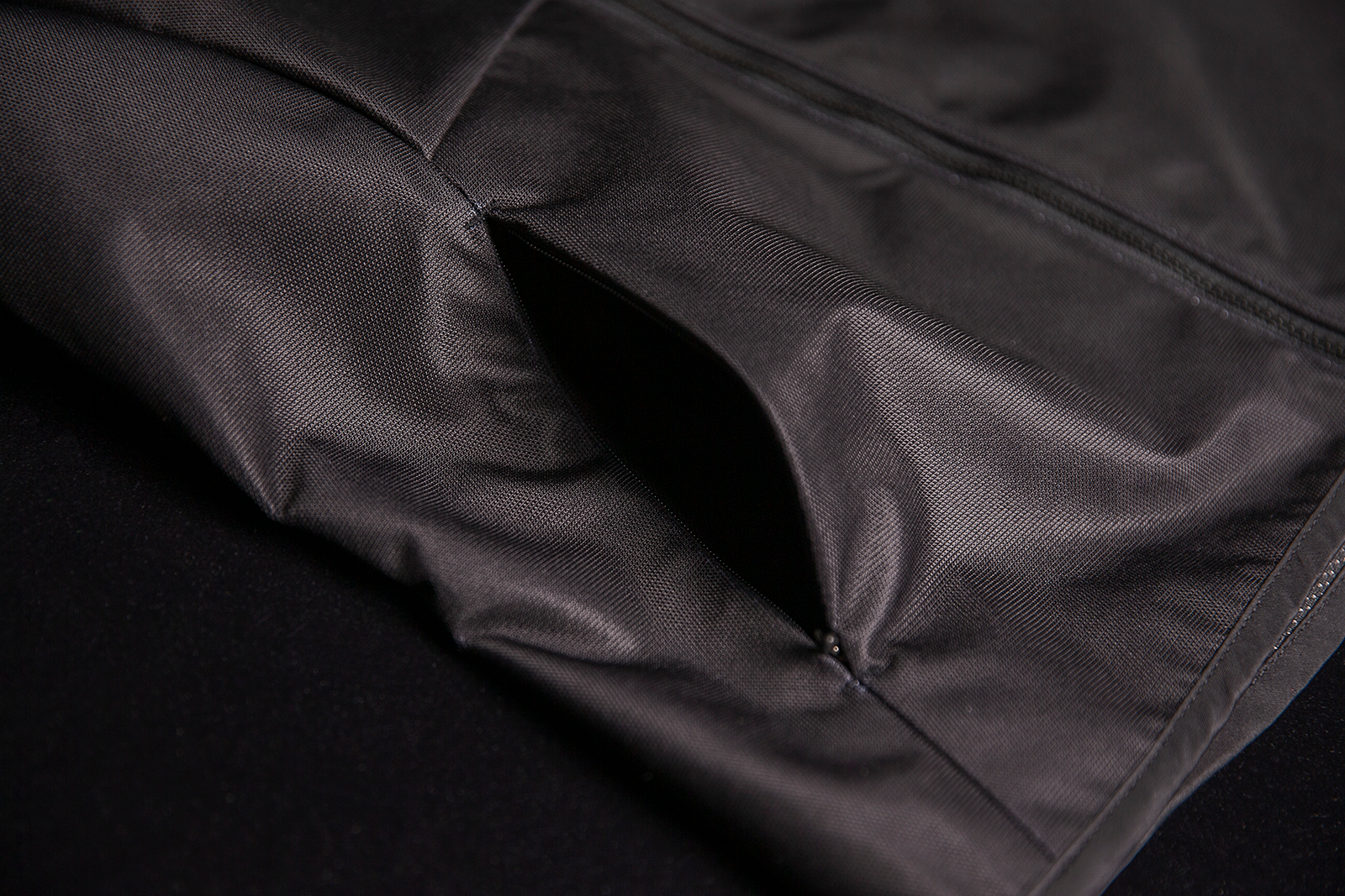 ICON Women's Airform™ Jacket - Black - XL 2822-1403