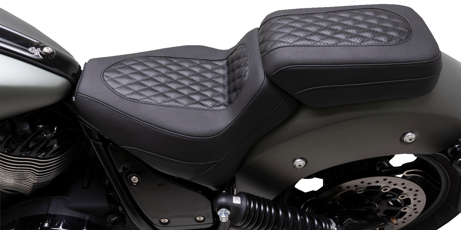 MUSTANG Squareback Seat - Solo - Black - Diamond Stitch - Chief '22-'24 88201