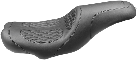 MUSTANG Tripper Fastback Perewitz Seat - Diamond - FLH/FLT '08-'25 75224