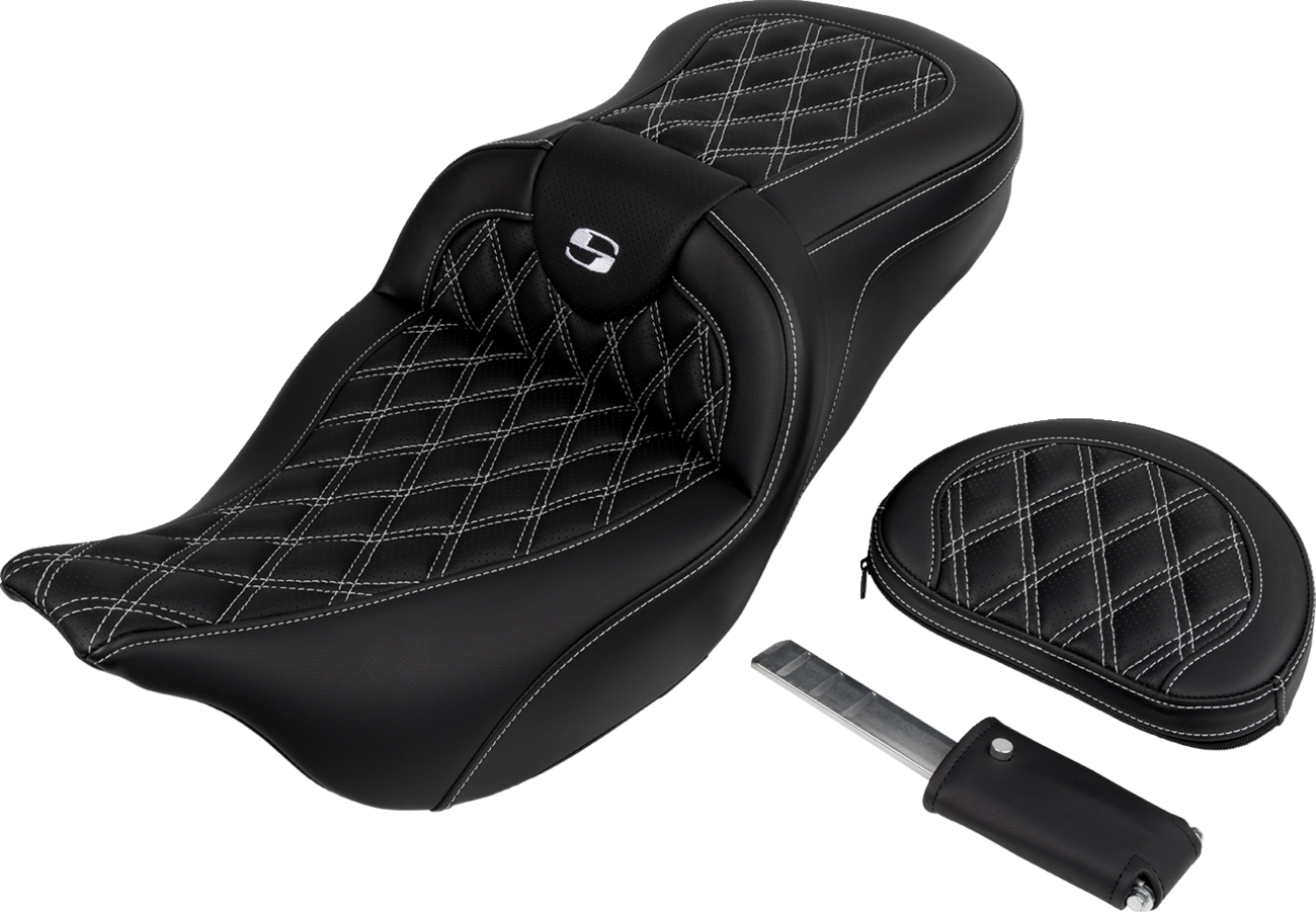 SADDLEMEN Roadsofa™ Seat - with Backrest - White Stitch - FL '08-'23 808-07B-182B6
