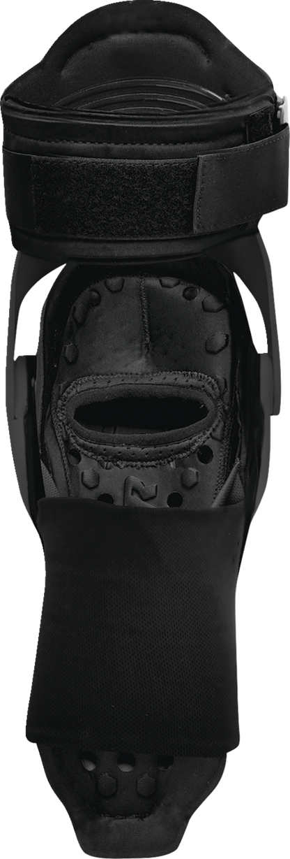 THOR Sentinel Knee Guards - Black - S/M 2704-0681