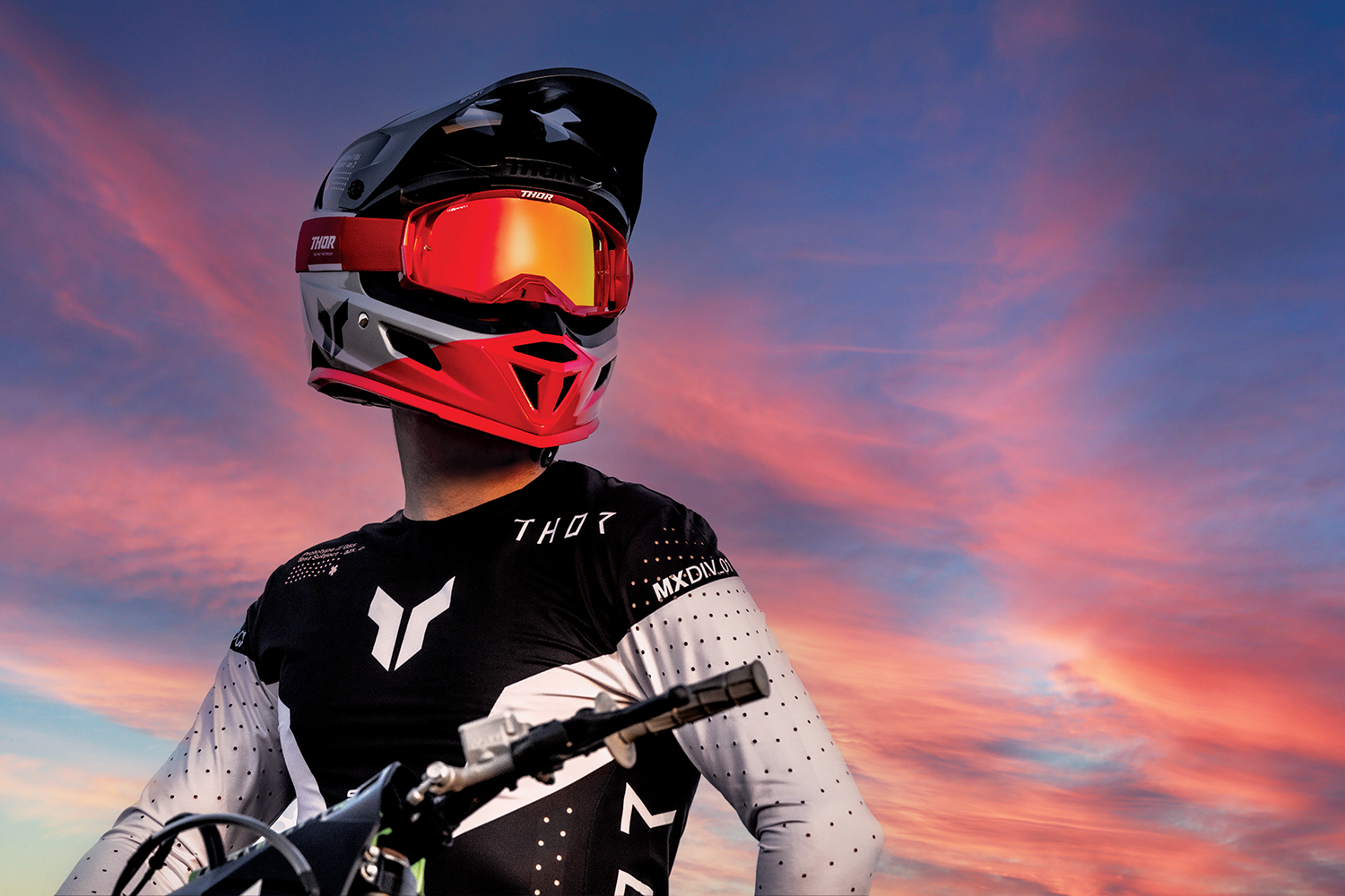 THOR Reflex Sport Helmet - Strike - MIPS® - Black/Red - 2XL 0110-8786