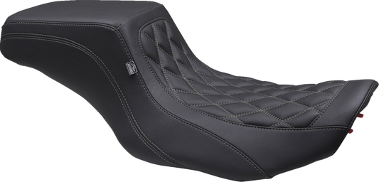 MUSTANG One Piece 2-Up Squareback Seat - Double Diamond - Gunmetal Stitch - FLH/FLT '23-'25 88416GM