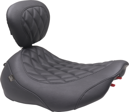 MUSTANG Wide Tripper™ Seat - Solo - Black Stitching - FLT/FLH '23-'25 89503