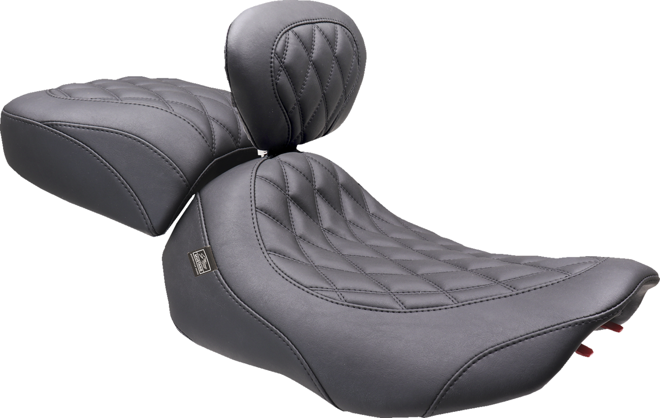 MUSTANG Wide Tripper™ Seat - Solo - Black Stitching - FLT/FLH '23-'25 89503