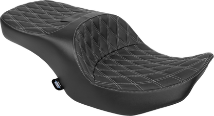 DRAG SPECIALTIES SEATS Freedom Seat - Black - Vinyl - Silver Double Diamond Stitch - FLT/FLH '23-'25 4711C