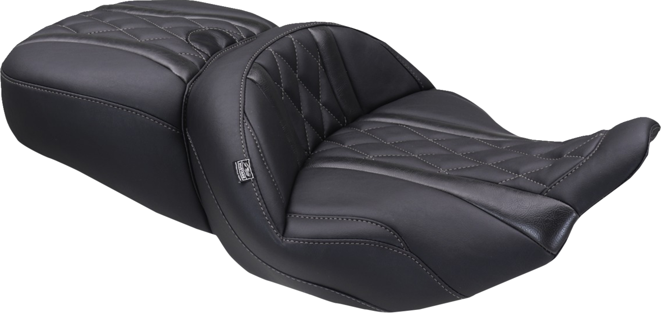 MUSTANG Deluxe One-Piece, 2-Up Seat - Diamond - Gunmetal Stitch - FLT/FLH '23-'25 89411GM