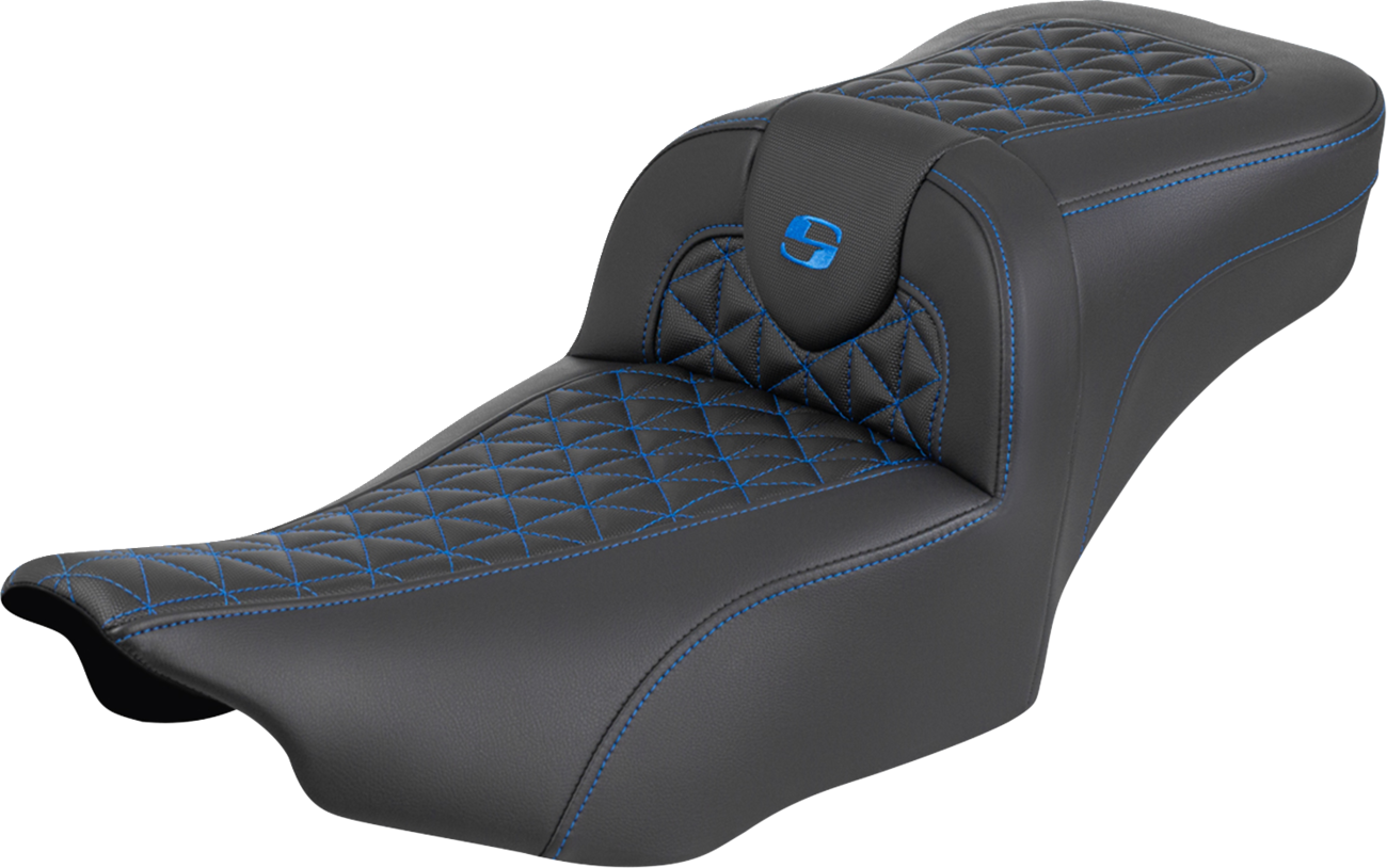 SADDLEMEN Roadsofa™ Extended Reach Seat - without Backrest - Tri-Gripper Blue Stitch - FLH/FLT '23-'25 823-07-21101
