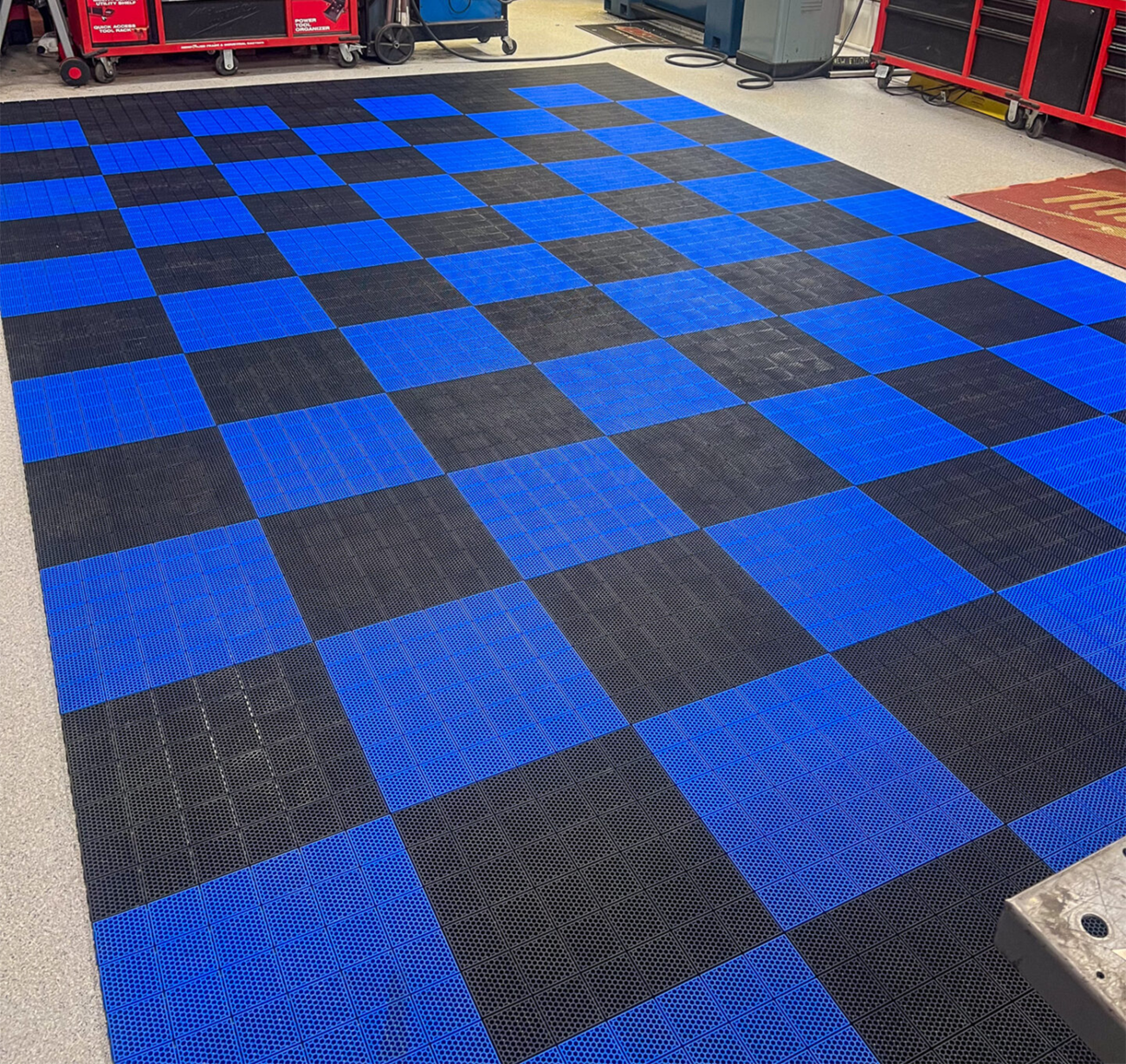 CALIBER ProTech Flooring - Smooth - Blue - 24 Piece 13612-4