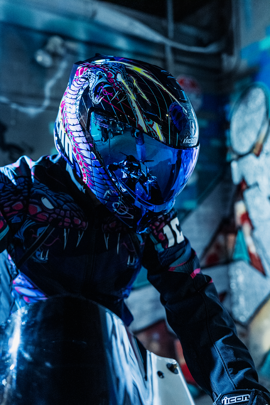 ICON Threshold™ Modular Helmet - Synthwave Lazer Cobra - Blue - 2XL 0100-2733