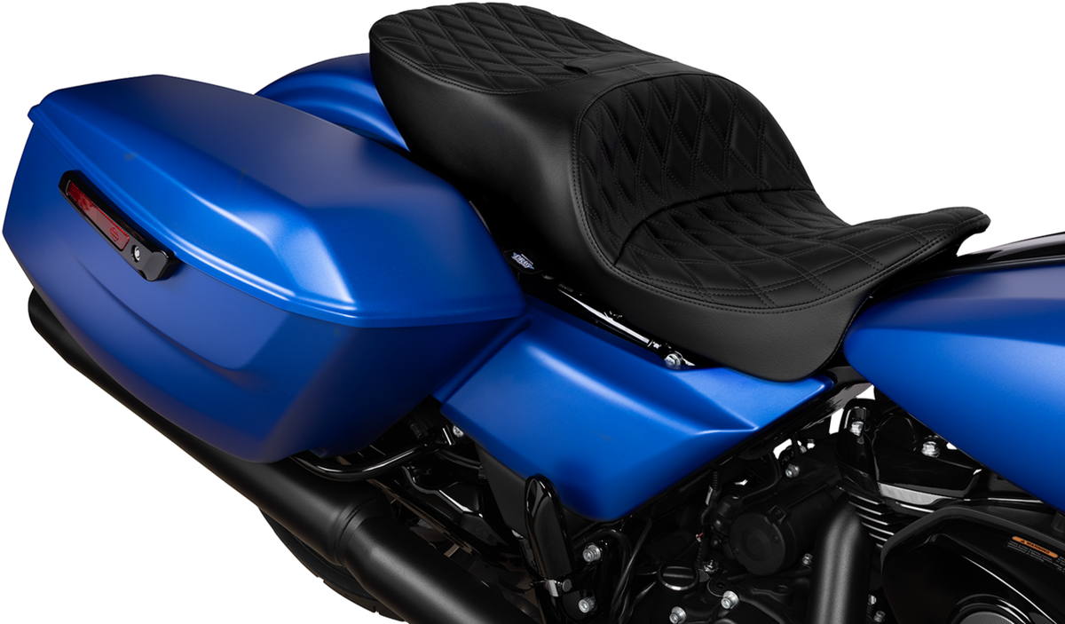 DRAG SPECIALTIES SEATS Freedom Seat - Solar Leather - Double Diamond Black Stitch - FLRT/FLTRT '15-'25 4724E