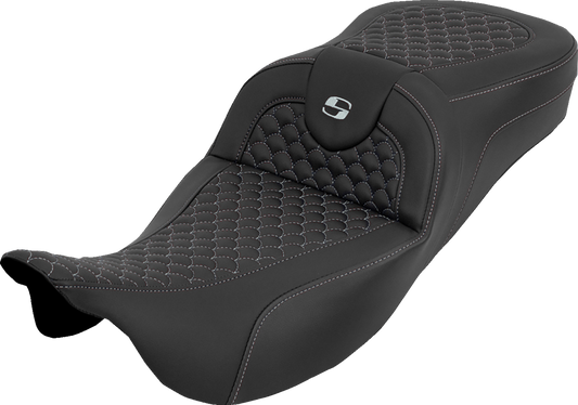 SADDLEMEN Extended Reach RoadSofa™ Seat - Dragon Scale - w/o Backrest - Silver Stitch - FLH/FLT '08-'25 808-07B-20905