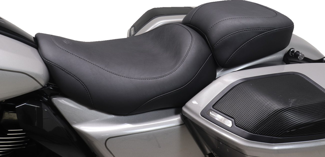 MUSTANG Wide Tripper™ Solo Seat - No Backrest Receiver - Black Stitch - FLT/FLH '23-'26 88603