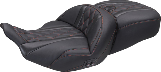 MUSTANG Heated Super Touring One Piece 2-Up Seat - Deluxe Diamond - American Beauty Stitch - FLT/FLH '23-'26 89410AB