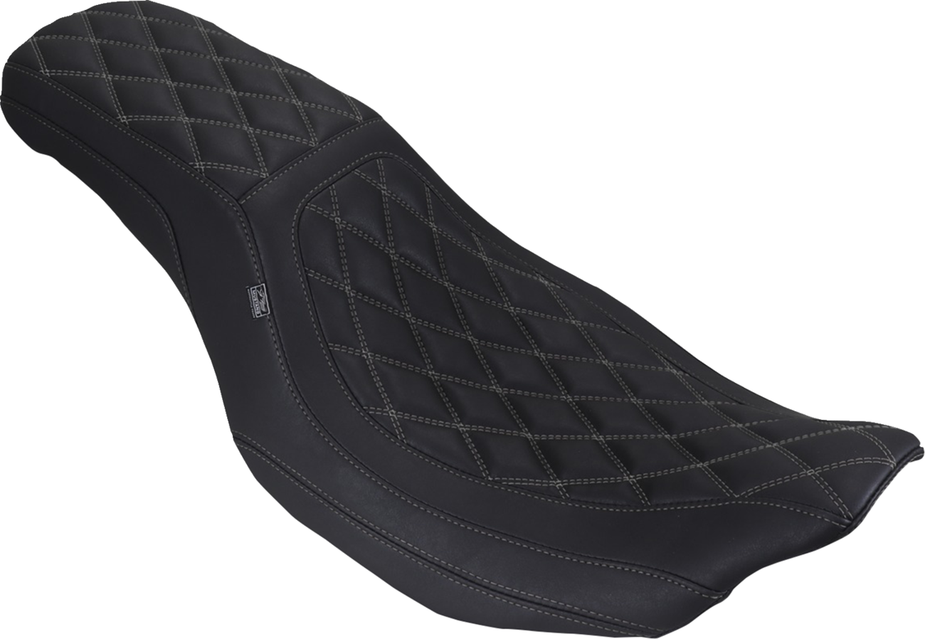 MUSTANG Low Squareback Seat - Double Diamond - Gun Metal Gray Stitch - FLH/FLT '23-'26 88514GM