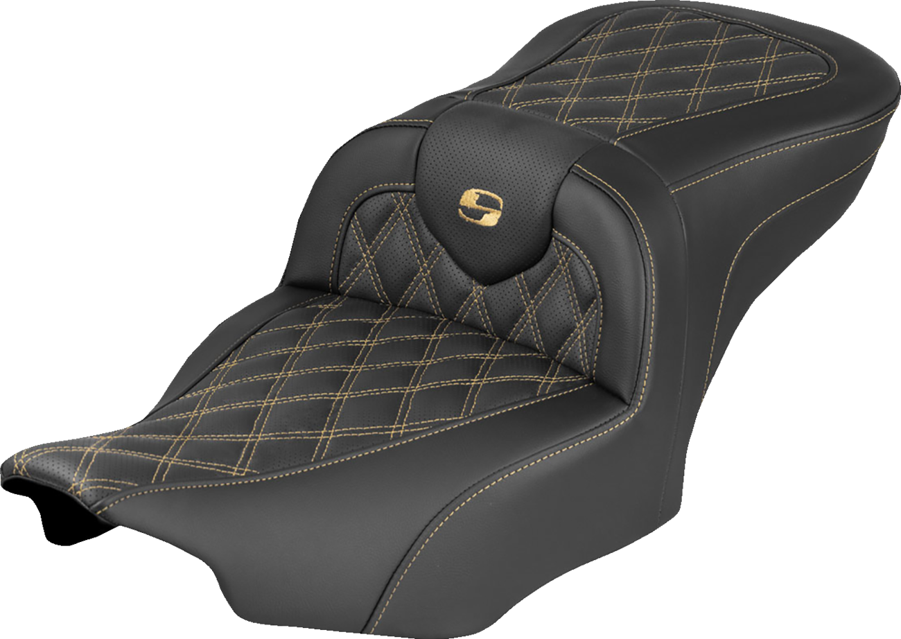 SADDLEMEN Extended Reach RoadSofa™ Seat - without Backrest - Lattice Stitch - Gold Stitch - FLH/FLT '23-'26 823-07-18407