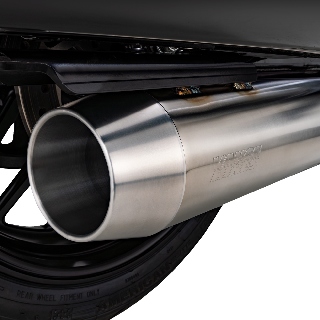 VANCE & HINES 2-into-1 Gaslighter Exhaust System with Heat Shields - M8 Touring - Brushed 27346