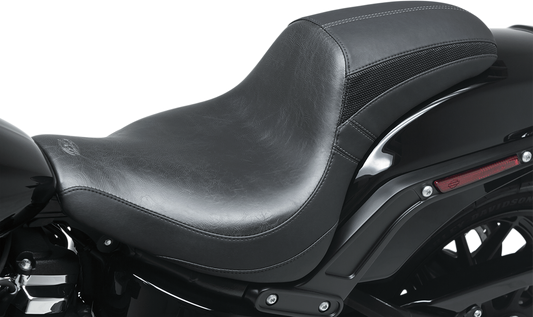 MUSTANG Seat - Tripper™ Fastback - Smooth - Black - FXFB 75709